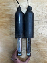 Load image into Gallery viewer, Harley Davidson Touring Rear Air Shocks 54532-85
