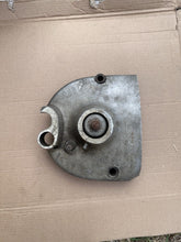 Load image into Gallery viewer, 1952-1967 ?? Harley Davidson Ironhead Sportster Kicker Cover Worm Gear
