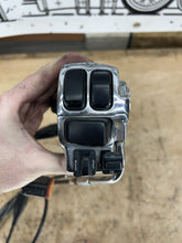 Load image into Gallery viewer, 44446579
